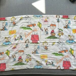 Vintage Peanuts Gang Cartoon Print Pillowcase